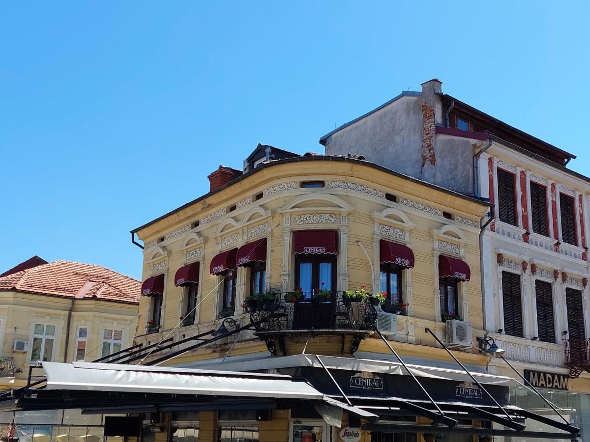 City House Central Bitola Esterno foto
