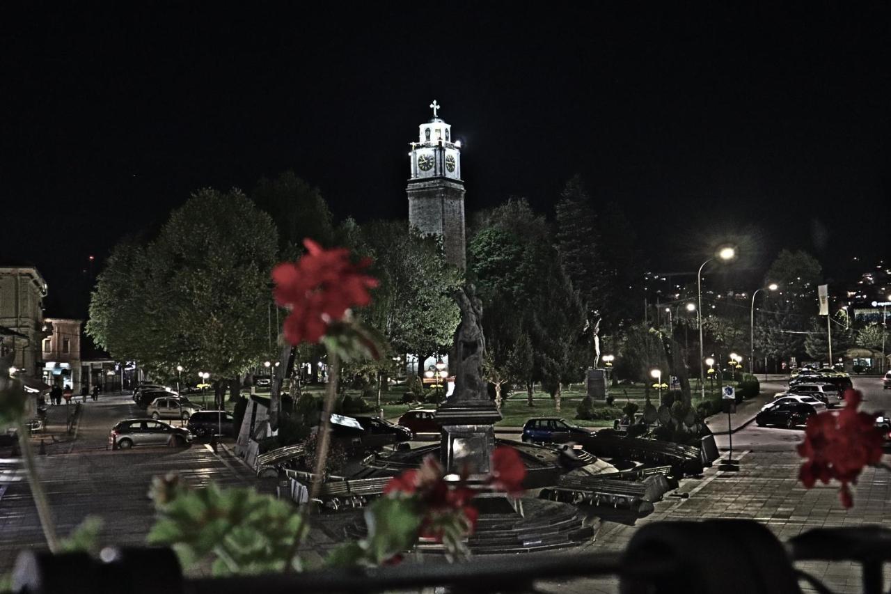 City House Central Bitola Esterno foto