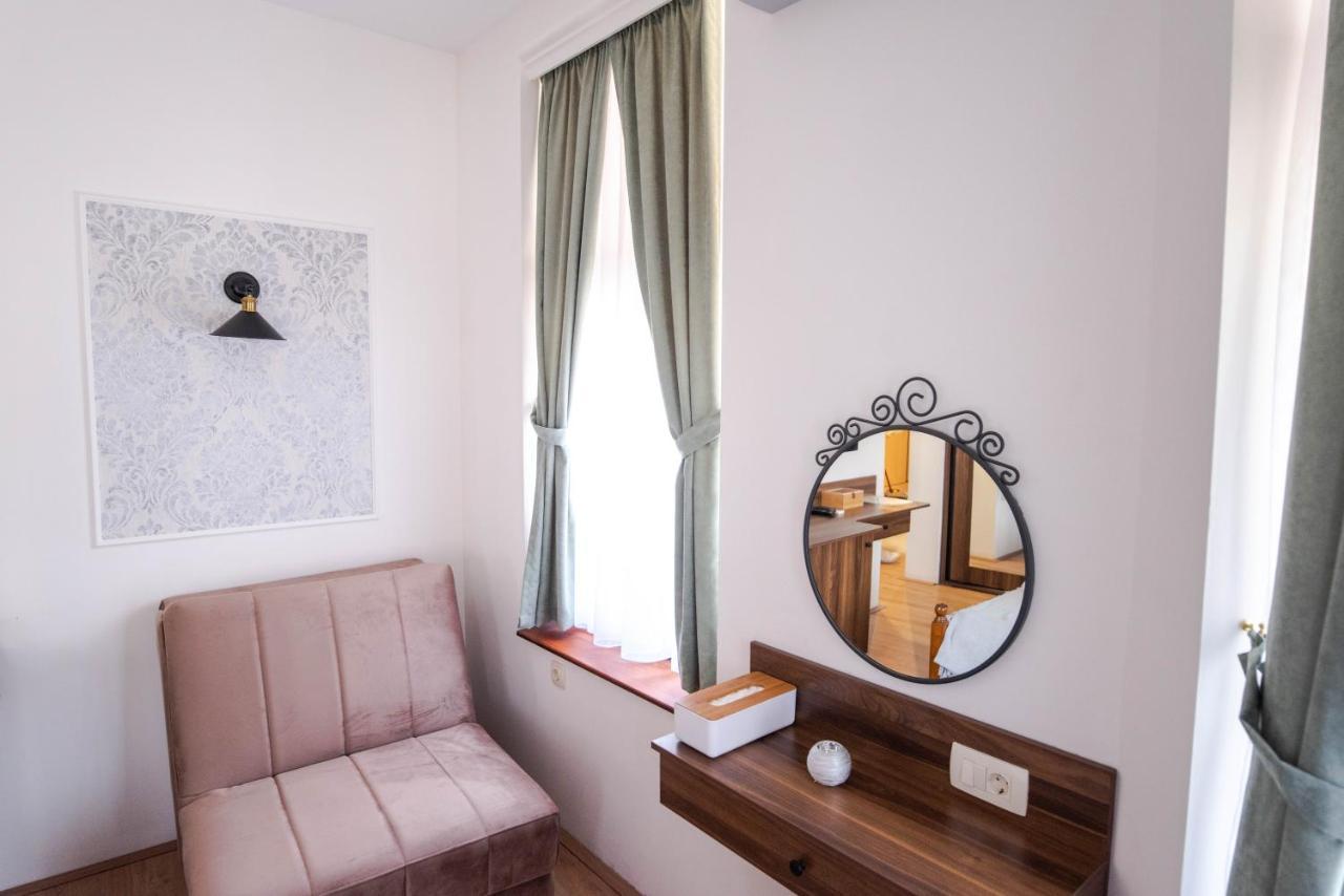 City House Central Bitola Esterno foto