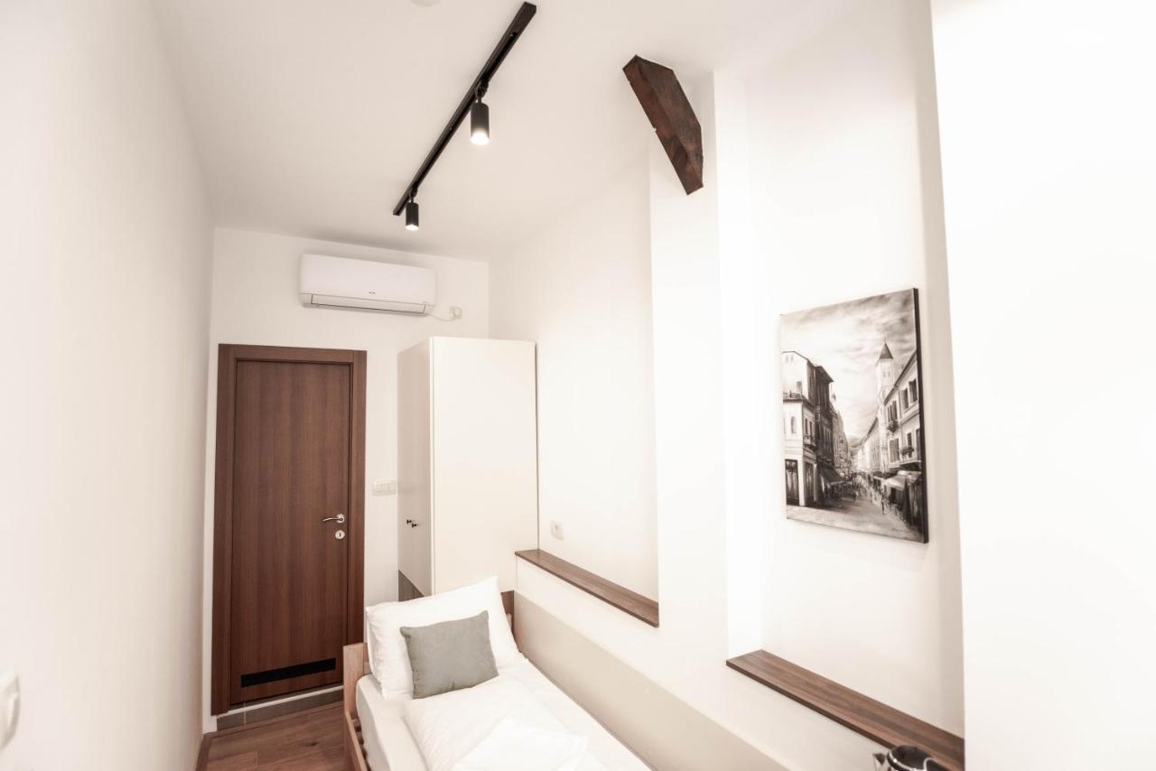 City House Central Bitola Esterno foto